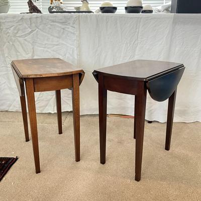 977 Pair of Mahogany Small Drop Leaf Side Tables