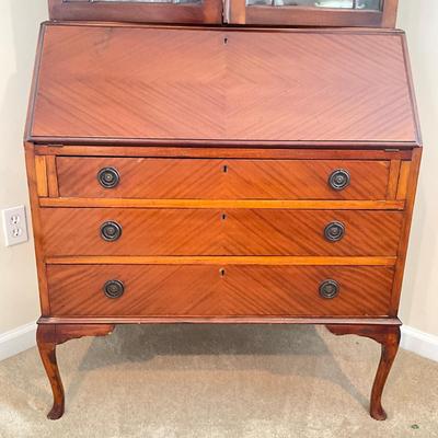 998 Chinese Chippendale Secretary Desk