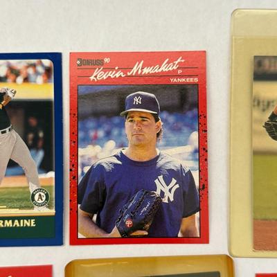 Lot 12: Vintage & Modern MLB Baseball Card Lot – Greg Maddux Rated Rookie, Torii Hunter, Jermaine Dye & More