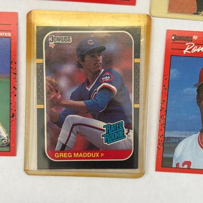 Lot 12: Vintage & Modern MLB Baseball Card Lot – Greg Maddux Rated Rookie, Torii Hunter, Jermaine Dye & More