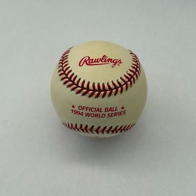 Lot 16: 1994 World Series Commemorative Baseball – Historic MLB Strike Year Collectible (Never Happened!)