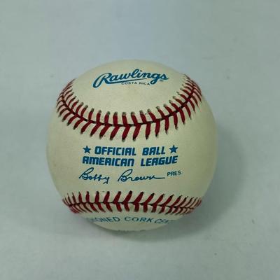 Lot 22: Harmon Killebrew Autographed Baseball Memorabilia – Hall of Fame Legend Collectible