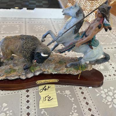 Statuette