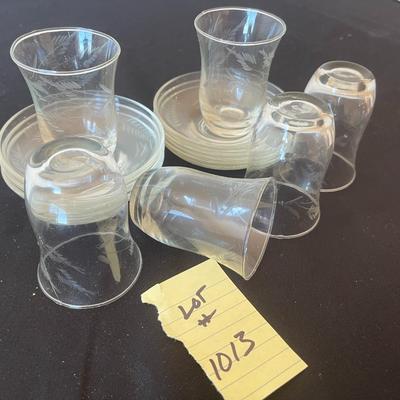 Cups & Saucers