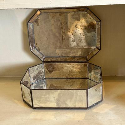 Octagonal Mirrored Glass Box – Made in Mexico