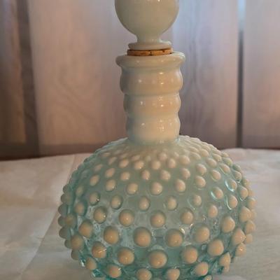 Lot if 4 blue hobnail