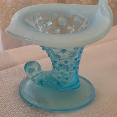 Lot of 3 blue hobnail