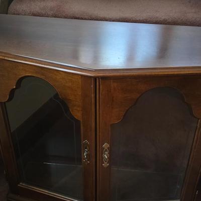 Curio cabinet with light