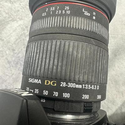 Lot 2: Nikon D200 Camera with Sigma DG Lens