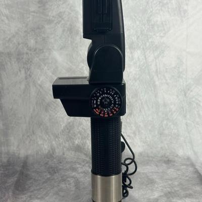 Lot 5: Sunpak Auto 544 Thyristor Handle Flash