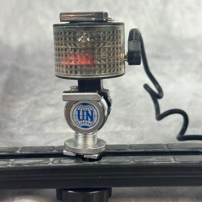 Lot 5: Sunpak Auto 544 Thyristor Handle Flash