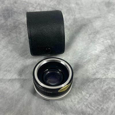 Lot 8: Pentax Auto Teleconverter Camera Lens