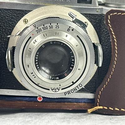 Lot 14: Vintage Edinex Camera with Case