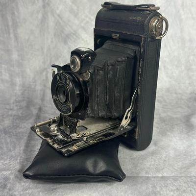Lot 19: Vintage Eastman Kodak No. 1 Pocket Camera