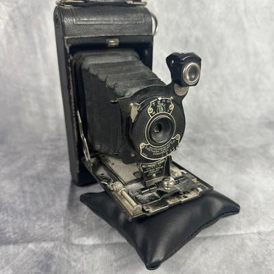 Lot 19: Vintage Eastman Kodak No. 1 Pocket Camera