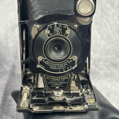Lot 19: Vintage Eastman Kodak No. 1 Pocket Camera