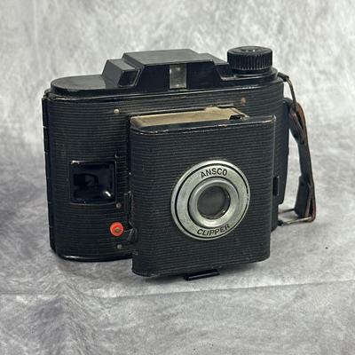 Lot 26: Vintage Ansco Clipper Camera