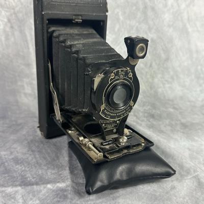 Lot 27: Vintage Eastman Kodak No.1 Pocket Kodak Camera