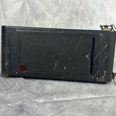 Lot 27: Vintage Eastman Kodak No.1 Pocket Kodak Camera