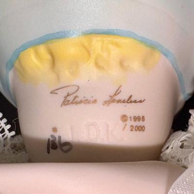 Patricia Loveless Collectible Concepts - Christening Baptism Porcelain Baby Doll 136/2000