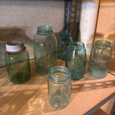 VINTAGE PINT AND QUART CANNING JARS