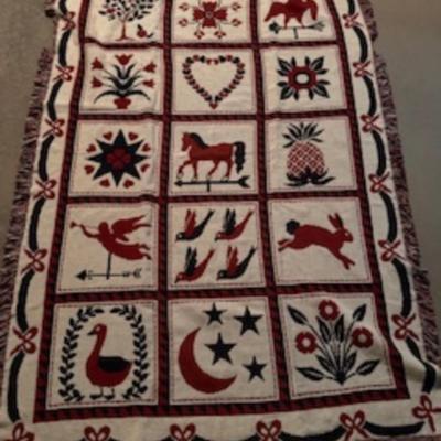 CHRISTMAS & OTHER LINENS PLUS A TABLE CENTERPIECE