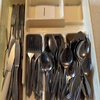 Silverware Lot