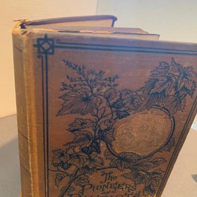 1874 Davey Crockett Illustrated Hardback