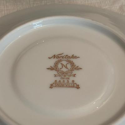 Noritake Snowville China Cups and Saucers
