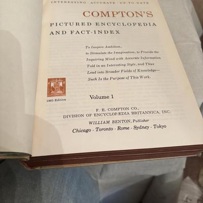 Compton’s Encyclopedia Set