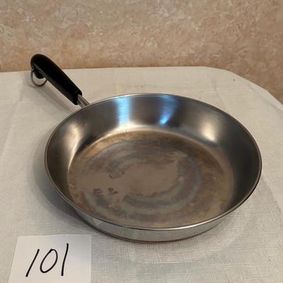 Revere Ware 9” Skillet