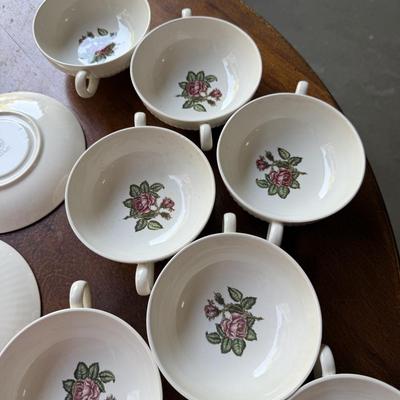 Sale Photo Thumbnail #123: This is for tea, cups and saucers and platters and plates. It is Wedgewood. please look at the pictures for any chips or cracks.
