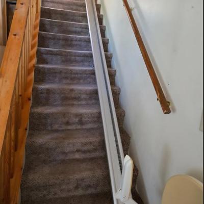 Sale Photo Thumbnail #2: Only used a few weeks is a like New Acorn stairlift chair. Works perfect& everything is included!
NO RESERVE!! HIGH BIDDER TAKES IT HOME!
$3500 value