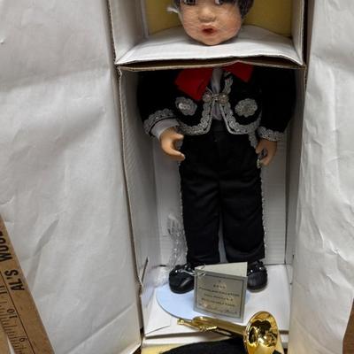 Sale Photo Thumbnail #70: In new condition with box.