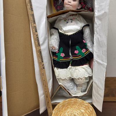 Sale Photo Thumbnail #261: In new condition inside original box..