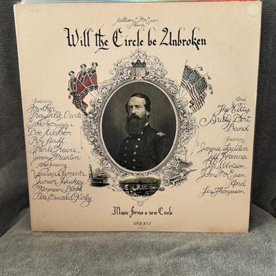 Sale Photo Thumbnail #224: "Will the Circle Be Unbroken" by the Nitty Gritty Dirt Band. 
Released in November 1972 through United Artists Records, this iconic album is the seventh studio album by the American country music group. 
Here's more about this landmark album:
A Collaborat