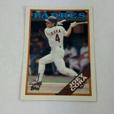 Lot 37: Vintage MLB Baseball Card Lot – Donruss, Fleer, Topps, Upper Deck – 1990s & Early 2000s Stars & Rookies