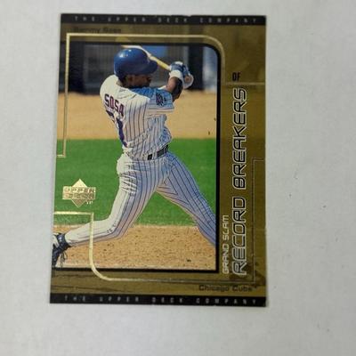Lot 37: Vintage MLB Baseball Card Lot – Donruss, Fleer, Topps, Upper Deck – 1990s & Early 2000s Stars & Rookies