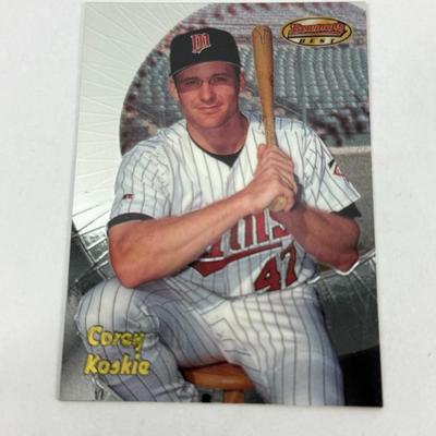 Lot 39: Vintage MLB Baseball Card Lot – Hall of Famers, Rookies, and 90s Stars – McGwire, Carter, Trammell & More