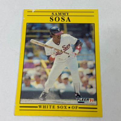 Lot 45: MLB Baseball Card Lot Featuring Bo Jackson, Sammy Sosa, Derek Jeter, Mark McGwire & More – Mixed Era Collection