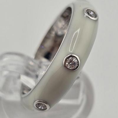 Lot 53: 925 Silver Rings and Earring Set / 19g / Sizes 5.5 & 6