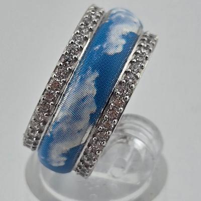 Lot 53: 925 Silver Rings and Earring Set / 19g / Sizes 5.5 & 6