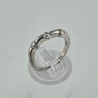 Lot 55: Silver 925 Earrings and Rings / 22g / Sizes 6