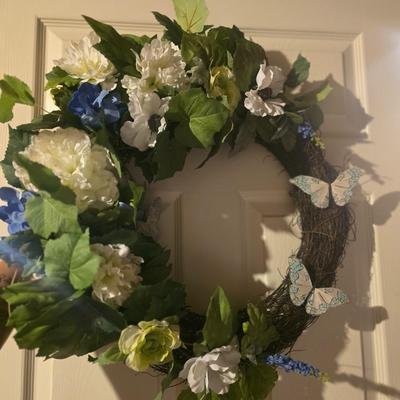 2 WREATHS