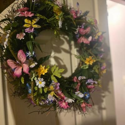 2 WREATHS