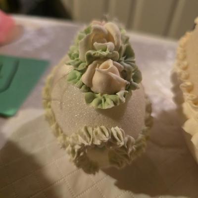HANDMADE EASTER SUGAR EGGS