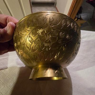 ORRNATE WOODEN BOX AND A BRASS BOWL
