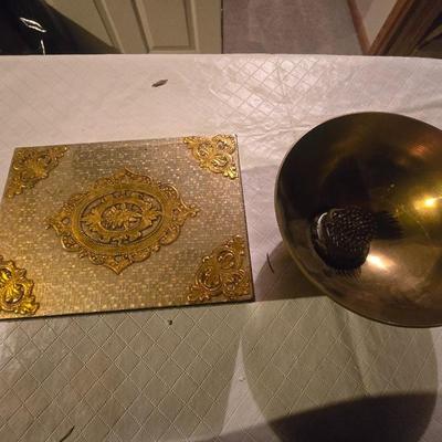 ORRNATE WOODEN BOX AND A BRASS BOWL