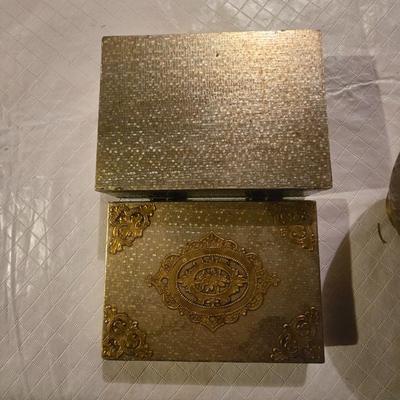ORRNATE WOODEN BOX AND A BRASS BOWL