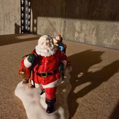 VINTAGE CHRISTMAS DECORATIONS